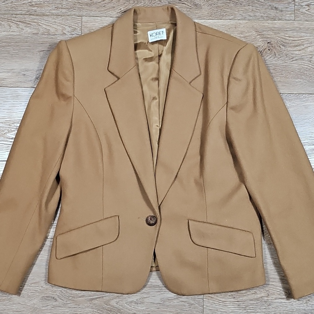 Vintage 70s 80s Koret 100% Wool Camel Tan 2 Piece Skirt & Blazer Coord Suit Set - Picture 2 of 15
